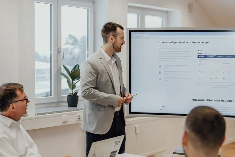 Marketing strategist presenting campaign metrics to a team